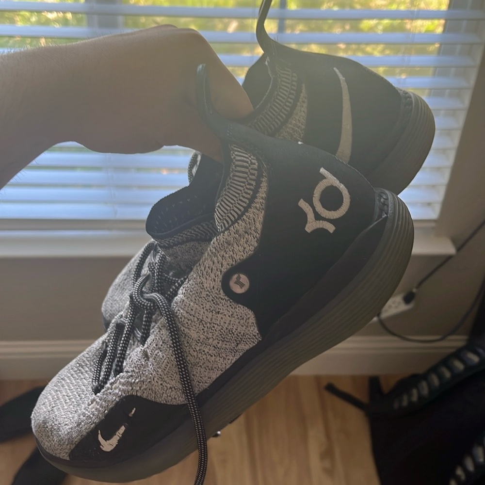 basketball shoes